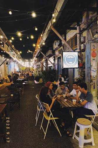 THE BRIDGE CAFE - Melaka