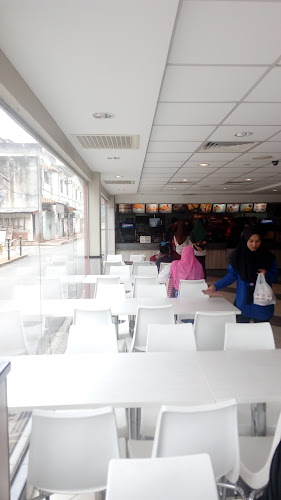 Opinii despre KFC Jerantut în Jerantut - Gastronomi dan perhotelan