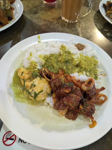 Opinii despre Restoran Sri Bayu Perdana în Johor Bahru - Gastronomi dan perhotelan