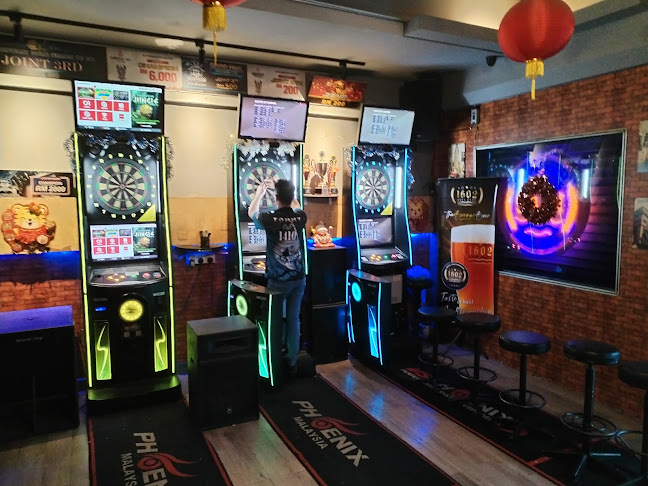 On The Way Pub & Bar Lounge