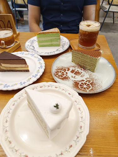 Pusat perdagangan, No 32-1, The Strand, Jalan PJU 5/20D, Kota Damansara, 47810 Petaling Jaya, Selangor