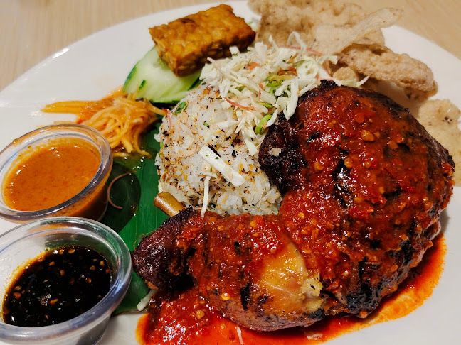 Comentarii opinii despre Serai @ NU Empire