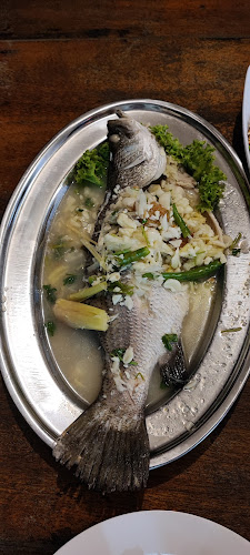 Opinii despre Restoran Putera Duyong în Kuala Dungun - Gastronomi dan perhotelan