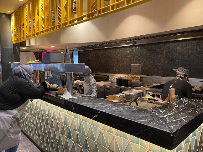 Nando's • 1 Utama - Petaling Jaya