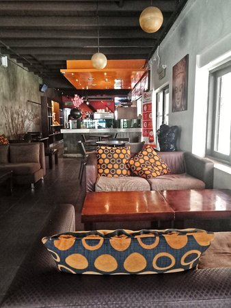 Comentarii opinii despre Bing! Coffee @ Jln Padungan