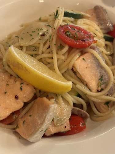 Cafe 123 Gasing - Gastronomi dan perhotelan