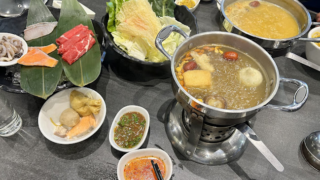 Lot F10, Aeon Shopping Centre, Taman Bukit Indah, 81200 Johor Bahru, Johor Darul Ta'zim