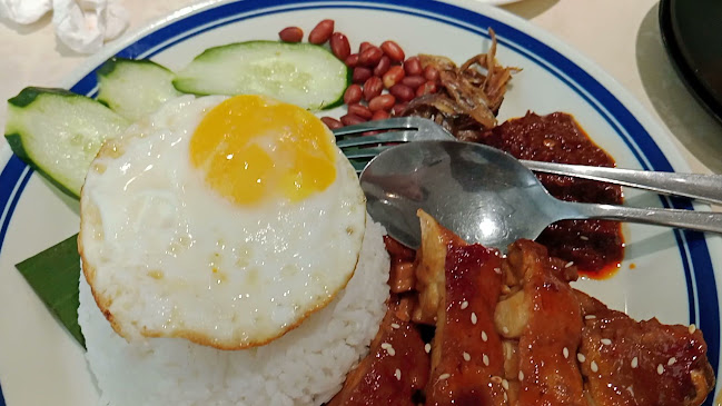 Madam Kok x Mama Thai