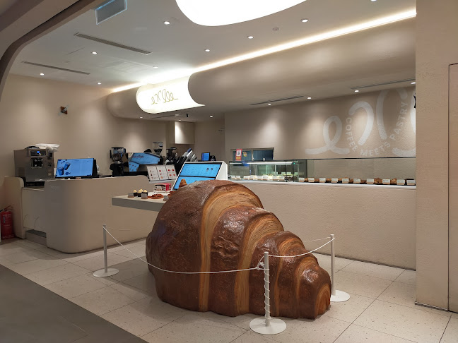 ZUS, Coffee Meets Pastry - 1 Utama Shopping Centre - Gastronomi dan perhotelan