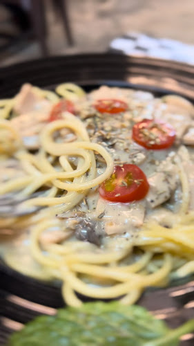 Opinii despre TEKO Sidewalk în Ayer Molek - Gastronomi dan perhotelan