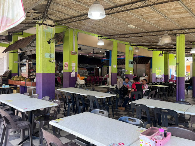 Putri's Kitchen II - Gastronomi dan perhotelan