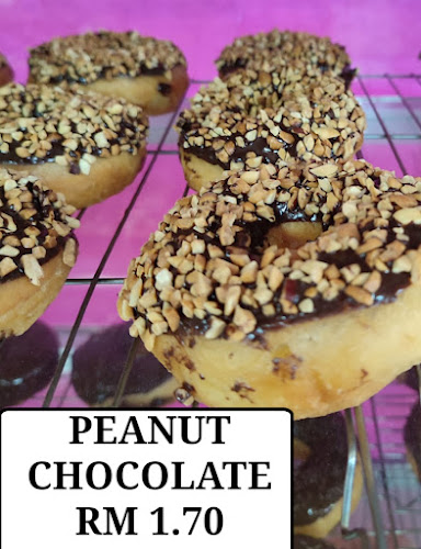Kedai Donut & Cakoi Manja - Gastronomi dan perhotelan