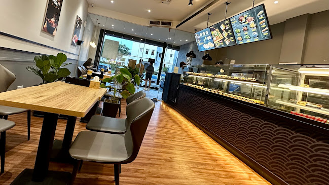 Opinii despre Sushi Plus (Eco Botanic) în Iskandar Puteri - Gastronomi dan perhotelan