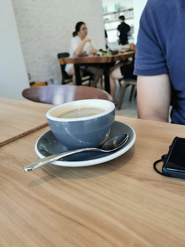 Mrs. Whó - Gastronomi dan perhotelan