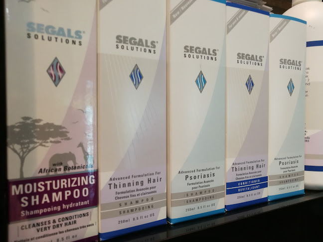 Opinii despre 818 Cafe & Hair Studio în Johor Bahru - Gastronomi dan perhotelan