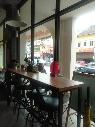 The Hall Coffee - Gastronomi dan perhotelan