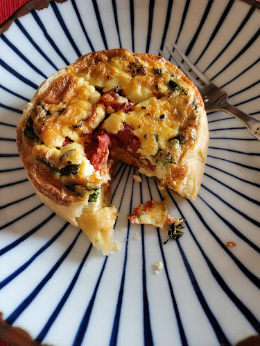 Encore Malaysia - Gastronomi dan perhotelan