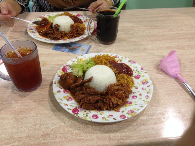 Lot 13367, Jalan Merdeka & Jalan Tun Abdul Rahman Yakup, Petra Jaya, 93050 Kuching, Sarawak