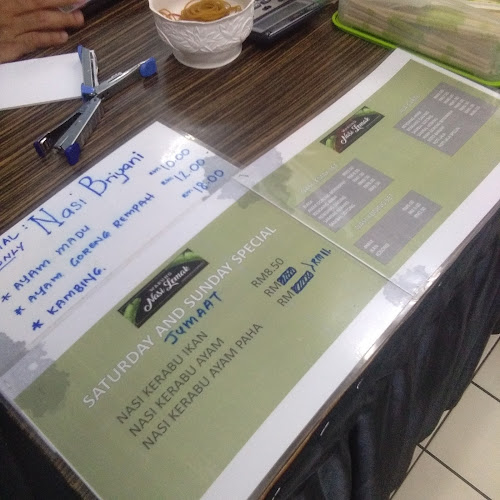 Comentarii opinii despre Warung Nasi Lemak Singgahrasa