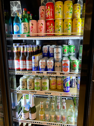 Comentarii opinii despre Soon Huat Wine & Tobacco (Campbell Street)