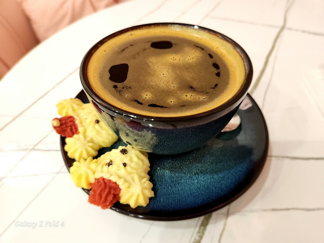 Comentarii opinii despre Bear Factory Cafe Kota Kinabalu