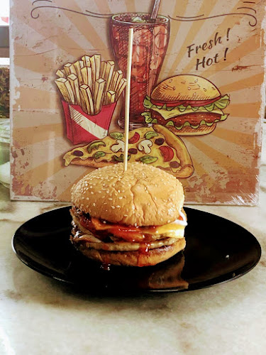 Opinii despre Garage Cafe Kepayan în Kota Kinabalu - Gastronomi dan perhotelan