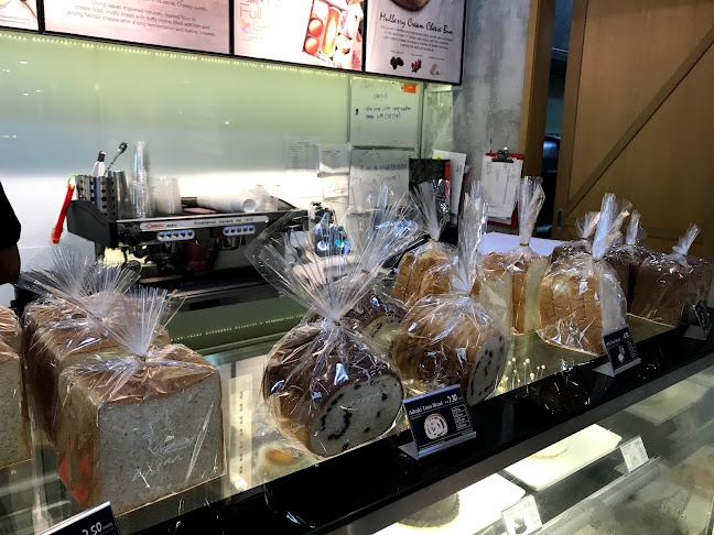 Comentarii opinii despre Hogan Bakery @ Lion Office Tower