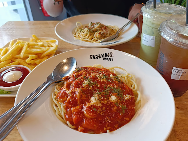 RICHIAMO COFFEE TAPAH TOWN - Gastronomi dan perhotelan