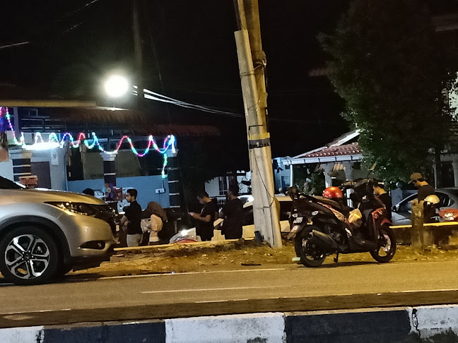 Kampung Gelong Bilal, 21080 Kuala Terengganu, Terengganu