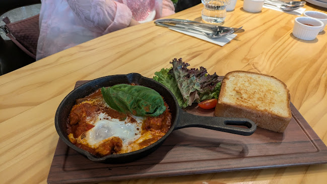 The Portal Cafe - Gastronomi dan perhotelan