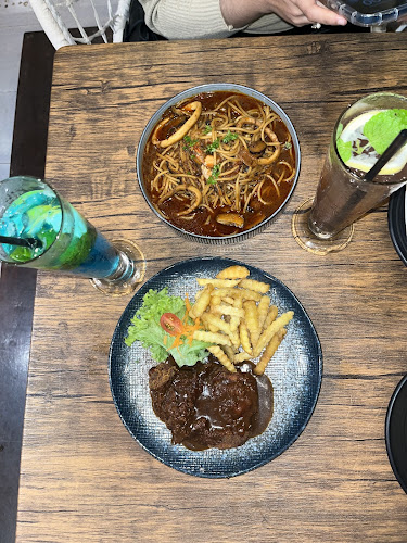 Double Knott Cafe - George Town