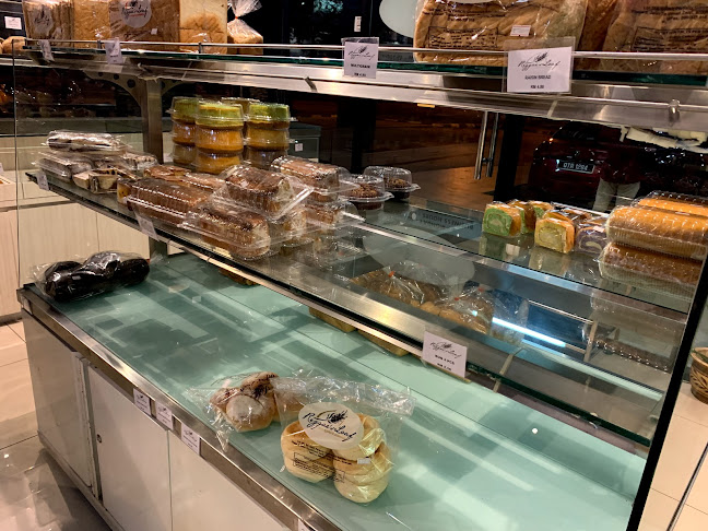 Reggae's Loaf Boulangeries & Patisseries