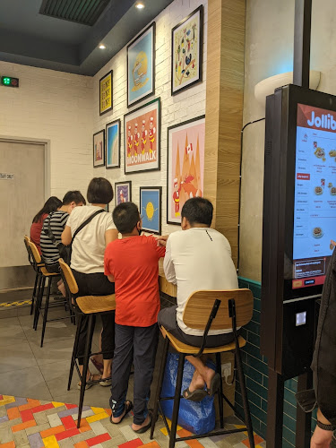 Comentarii opinii despre Jollibee Sunway Pyramid