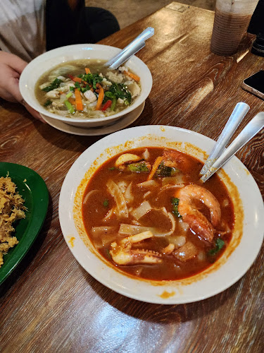 RJ42+53, 22200 Kampung Raja, Terengganu