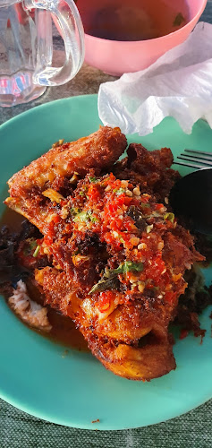 Comentarii opinii despre Mee Soto Gong Kapas