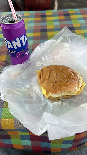 Opinii despre Burger Shark (Ramly Burger) în Kuala Lumpur - Gastronomi dan perhotelan