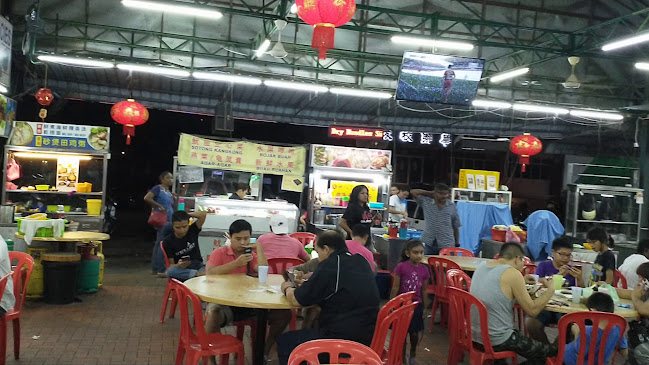 Opinii despre Pusat Makan Taman Tasik (Food Centre ) în Taiping - Gastronomi dan perhotelan