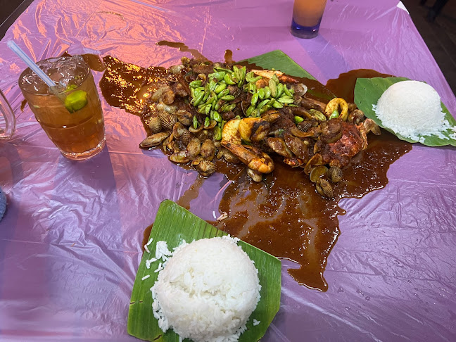 Restoran Periuk Belanga - Petaling Jaya