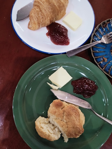 Comentarii opinii despre Teduhan Senja Cafe Sdn.Bhd