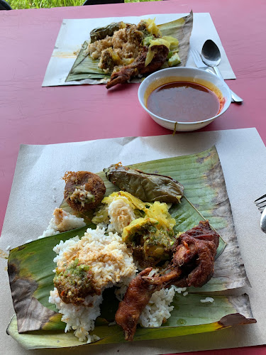 Warung Nasi Padang Bukit Kecil