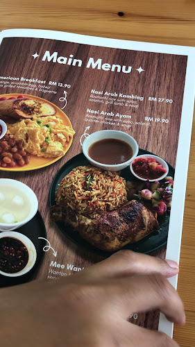 Opinii despre SEGITIGA by Dunyut Munchies în Chukai - Gastronomi dan perhotelan