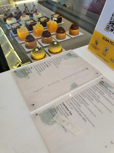 Comentarii opinii despre Xiao By Crustz