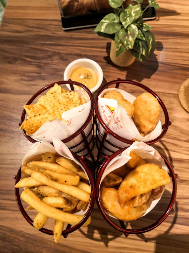 I-Santorini, 8-G-11, Jln Tanjong Tokong, Seri Tanjung Pinang, 10470 George Town, Penang