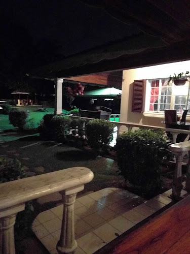 English Tea House & Restaurant - Gastronomi dan perhotelan