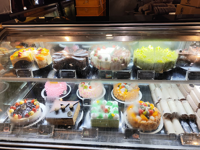 Moonlight Cake House (KSL)