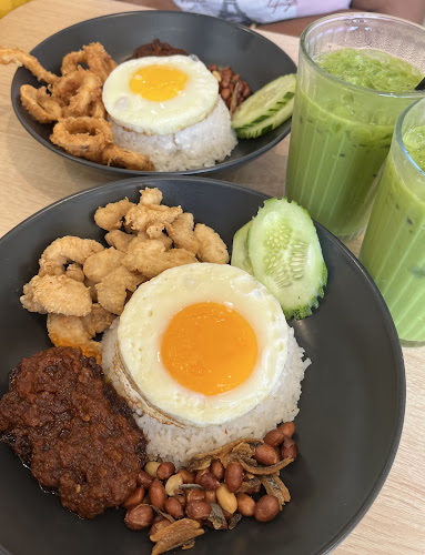 Pasta Ohsem & Purple Monkey - Gastronomi dan perhotelan