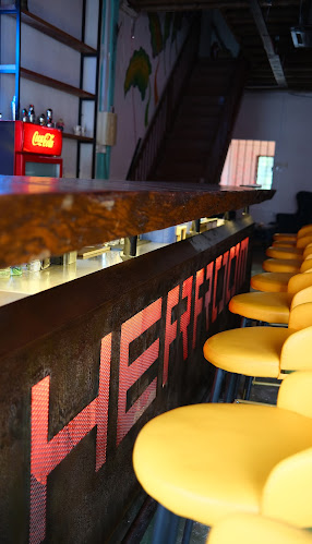 Her Room - Gastronomi dan perhotelan