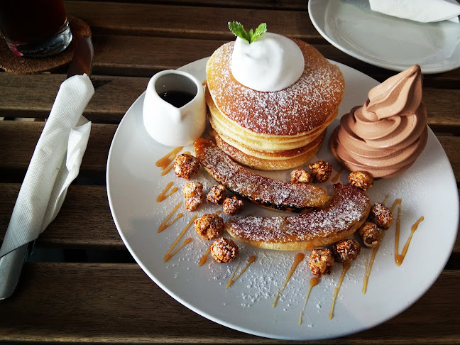 Opinii despre Tiny Elephant - Soft Serve & Coffee în Kota Bharu - Gastronomi dan perhotelan