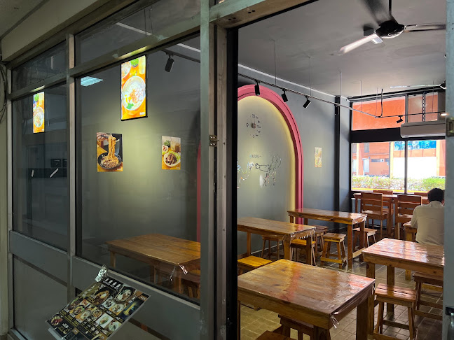 Comentarii opinii despre Borneo Pan Mee