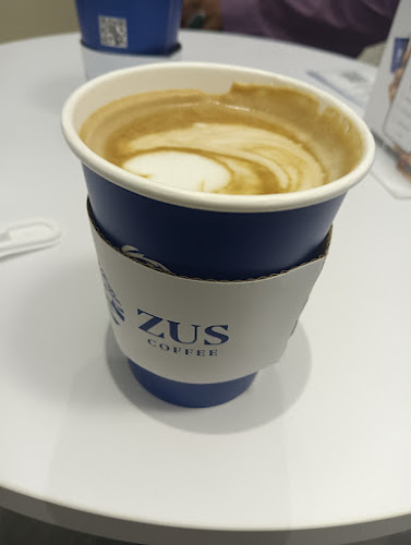 ZUS Coffee - Gastronomi dan perhotelan